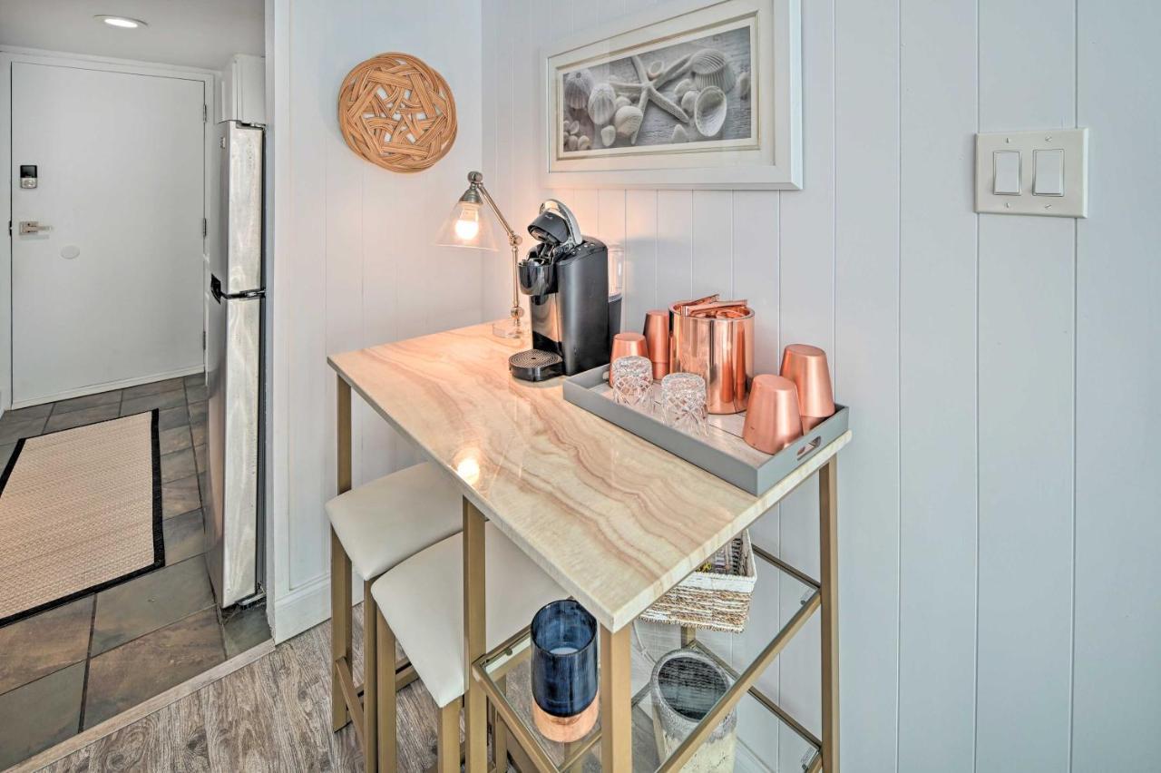 Beachfront Condo In Myrtle Beach With Pool Access Bagian luar foto